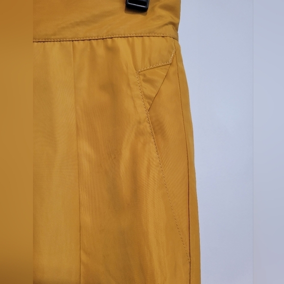 Love Binetti Pleated Pants Size 2 in Yellow - Picture 9 of 15